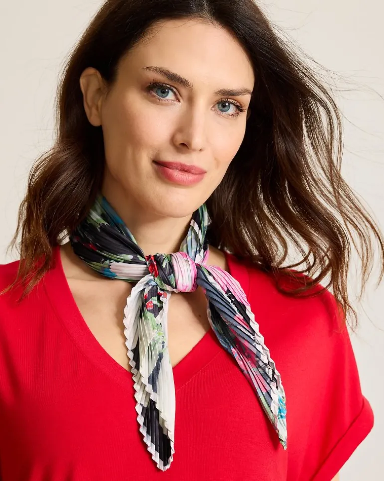 Store Tommy Bahama Amaryllis Pleated Diamond Scarf Black