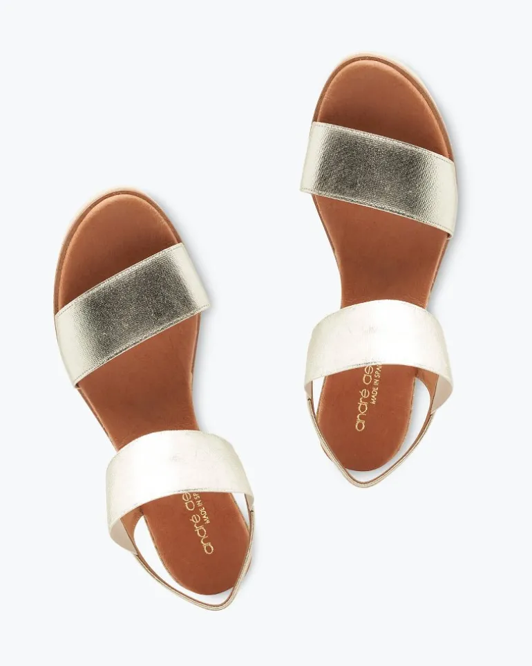 Sale Tommy Bahama André Assous Neveah Metallic Wedges Platinum