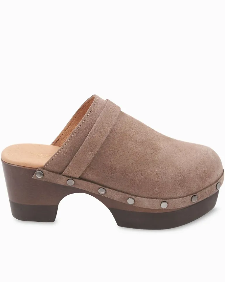 Outlet Tommy Bahama André Assous Olivia Suede Featherweights™ Clogs Desert Taupe