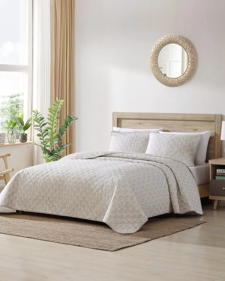 Store Tommy Bahama Bahama Fronds Reversible 3-Piece Full/Queen Quilt Set Brown