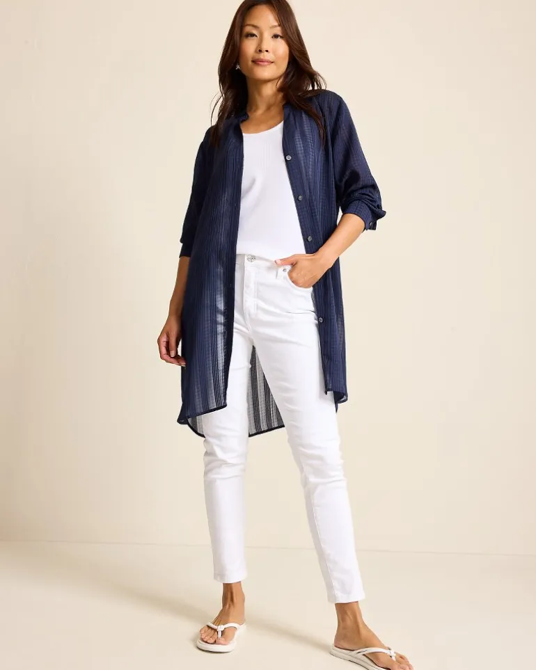 cadiz_chiffon_boyfriend_beach_shirt_3.webp Discount Tommy Bahama Cadiz Chiffon Boyfriend Beach Shirt Mare Navy