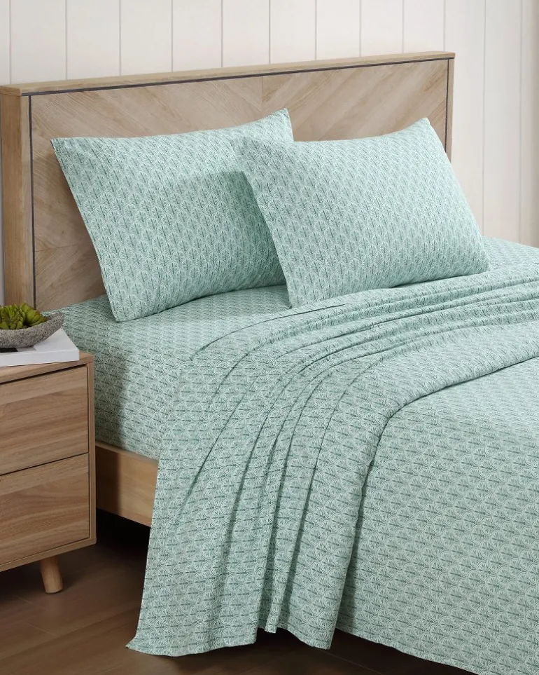 Shop Tommy Bahama Coastal Batik Green 4-Piece Queen Sheet Set Spring Green