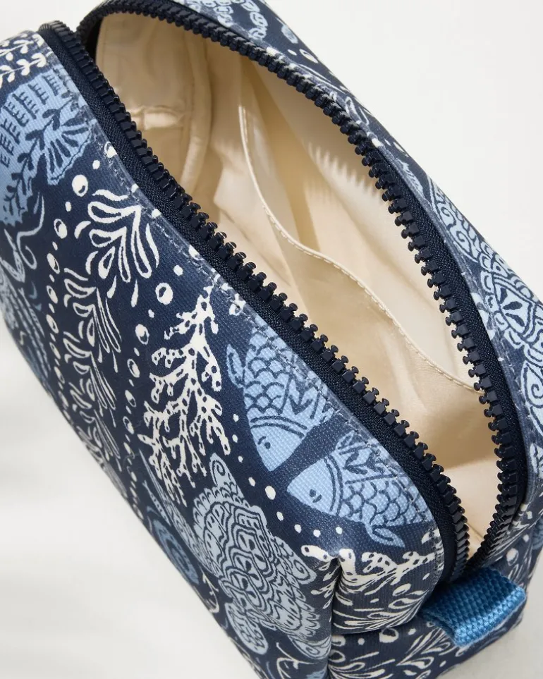 Clearance Tommy Bahama Hamilton Sealife Cosmetic Case Sea Life