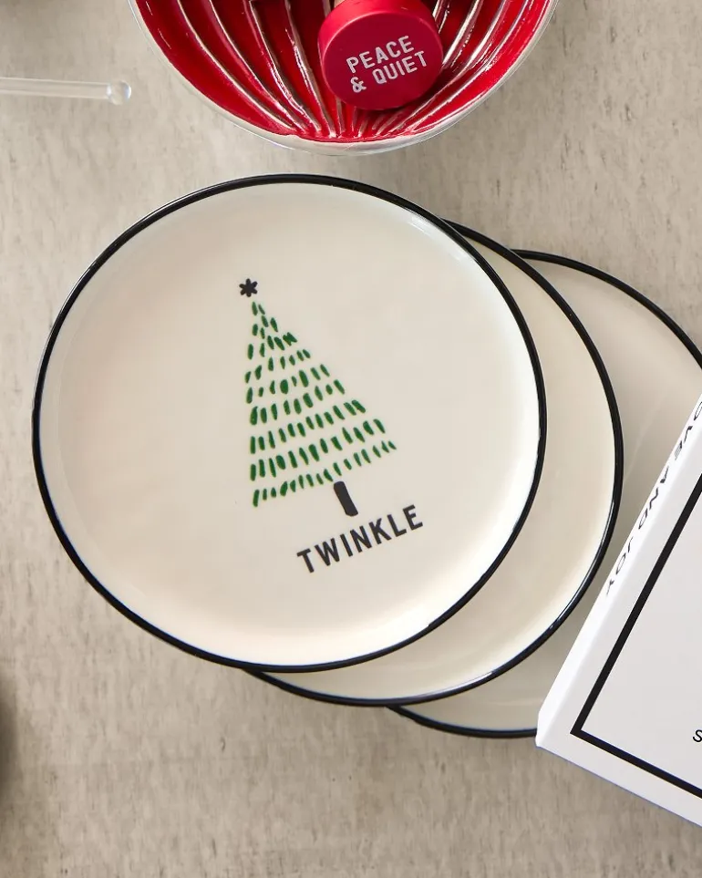 holiday_tree_appetizer_platesset_of__2.webp Fashion Tommy Bahama Holiday Tree Appetizer Plates—Set of 4 Green