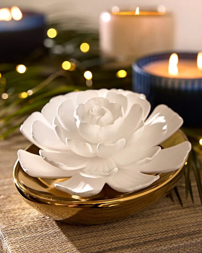 Shop Tommy Bahama Porcelain Flower Diffuser Island Blend