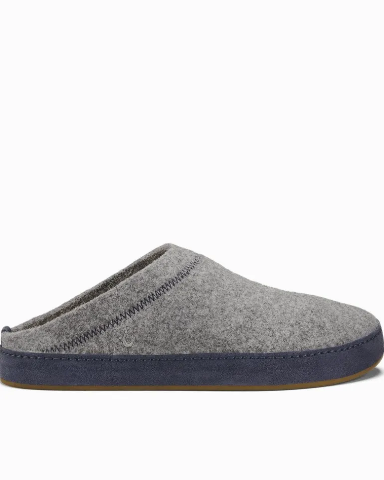 Shop Tommy Bahama Men's OluKai® Hāmani Hulu Felt Mules Graphite