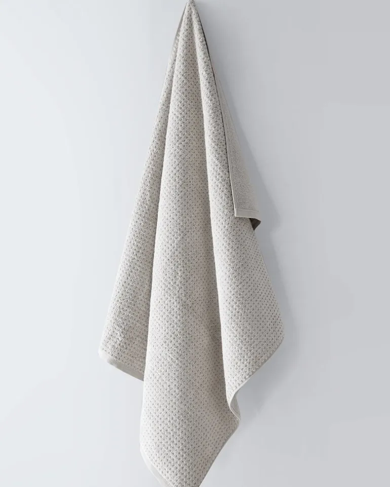 Shop Tommy Bahama Northern Pacific 6-Piece Bath Towel Set Grey