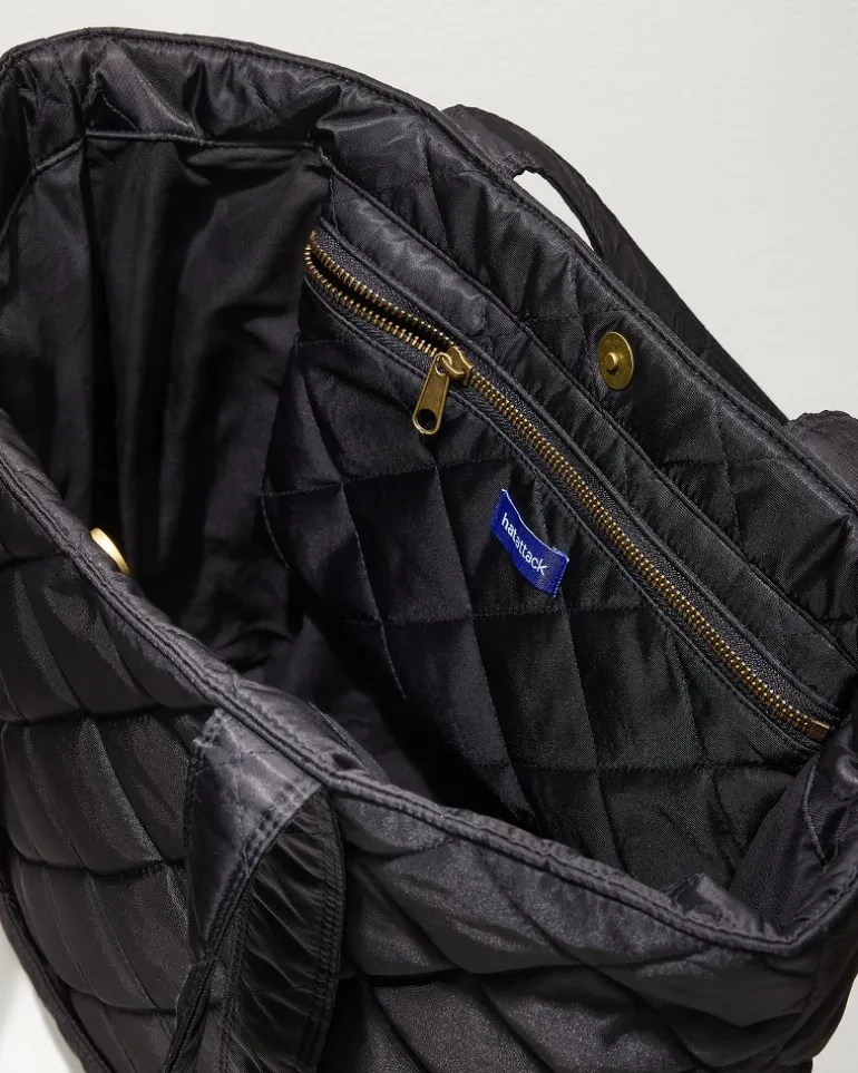 Flash Sale Tommy Bahama Quilted Traveler Bag Black