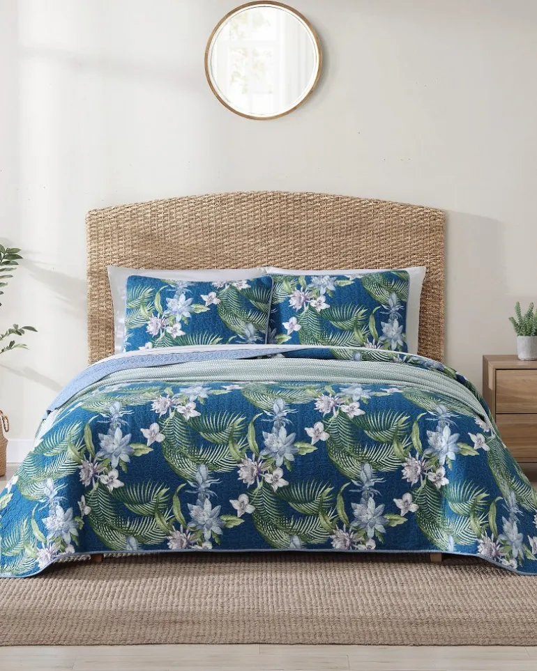 Shop Tommy Bahama Southern Breeze 3-Piece King Quilt Set Blue