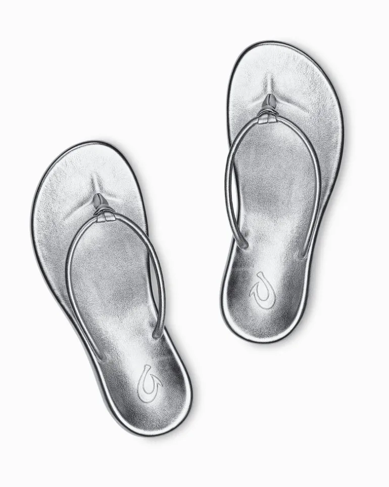 New Tommy Bahama Women's OluKai® Huawai Sandals Silver