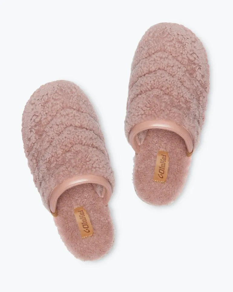 Outlet Tommy Bahama Women's OluKai® Pūpū Mua Fuzzy Slippers Pink Sea Salt
